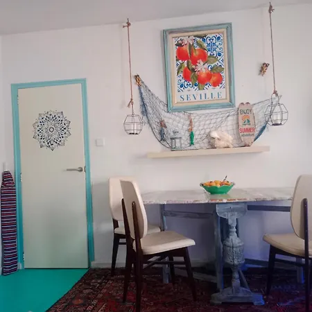 Comfortable Righ In Centre, Near & Port ,wifi * Denia